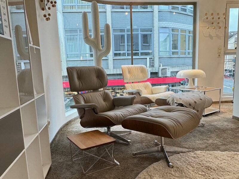 Casa Due Gießen Vitra Sessel