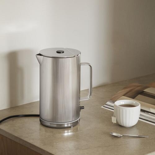 Georg Jensen Bernadotte Elektrischer Wasserkocher Edelstahl 1500 ml