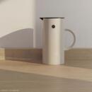 Stelton Isolierkanne EM77 Sand 500 ml