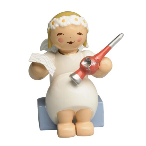 Wendt & Kühn Margeritenengel Sitzend mit Christbaumspitze 634/70/40